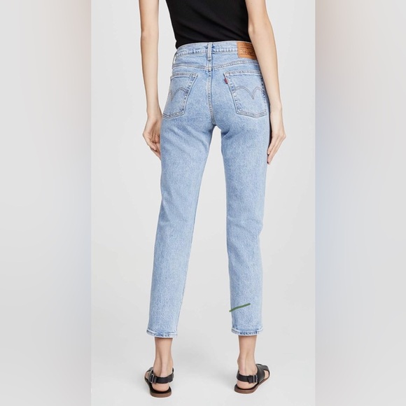 Levi's | Women's Premium Wedgie Icon Fit Light Wash Denim Jeans | Sz 32 - Picture 2 of 16